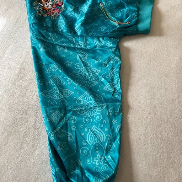 Kids size 9/10, Disney Rajah, from Aladdin “Jasmine” Bomber Jacket - Picture 9 of 12